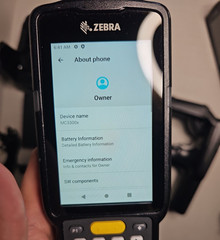 Lot of 4 Zebra MC3300U UHF RFID Handheld Mobile Computer Gun Scanner w/ 1 Cradle