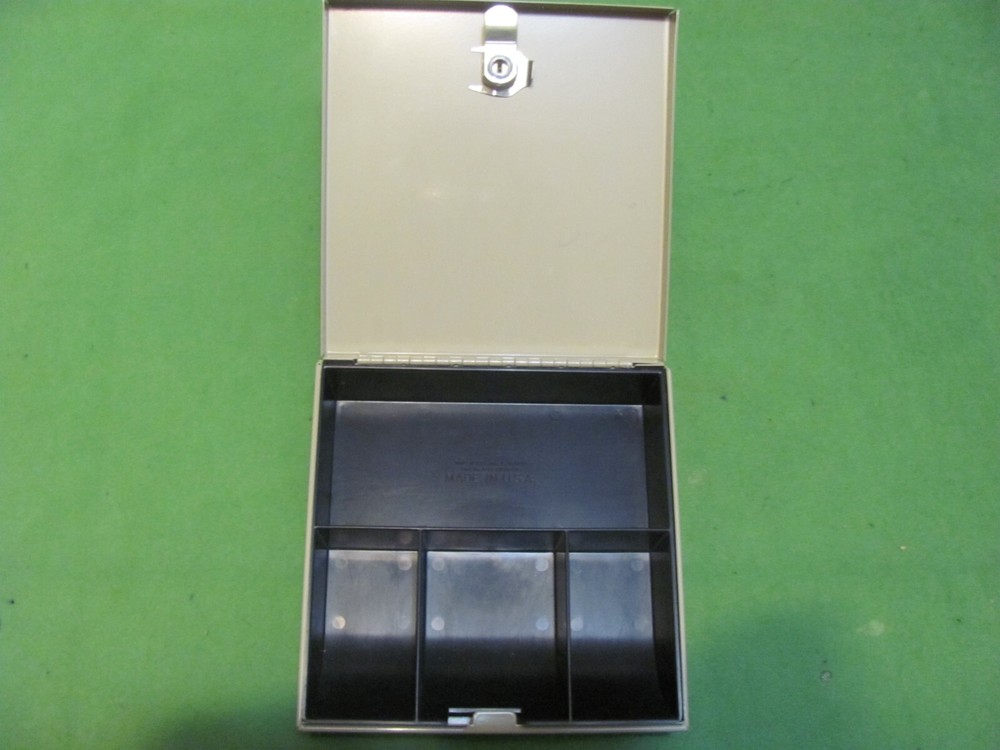 Small Money Lock Box No Keys – MADE IN USA.