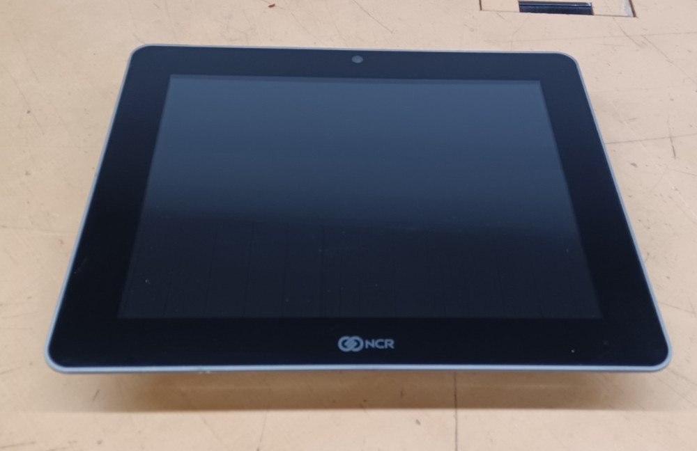 NCR REALPOS XR7 TOUCH TERMINAL i3-6100TE 2.70GHz 8GB 118GB Win 11 Pro