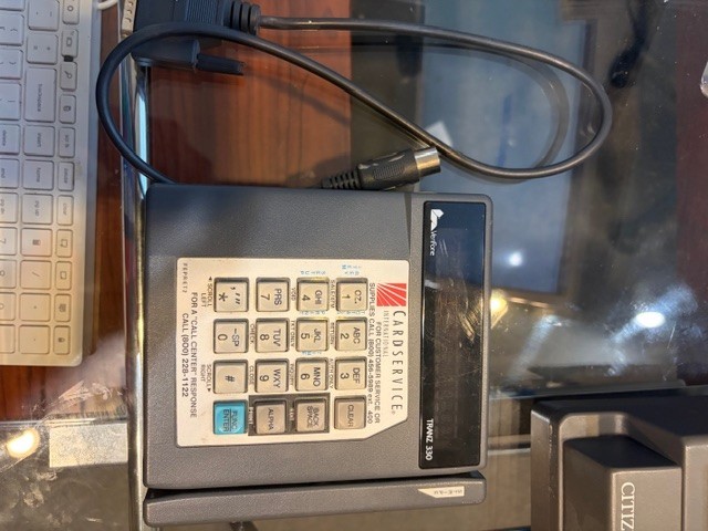 Verifone Tranz 330 Credit Card Terminal 