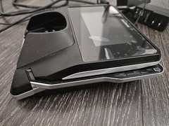 Verifone MX 915 Credit Card Terminal + stylus + PoE adapter, tested and turns on