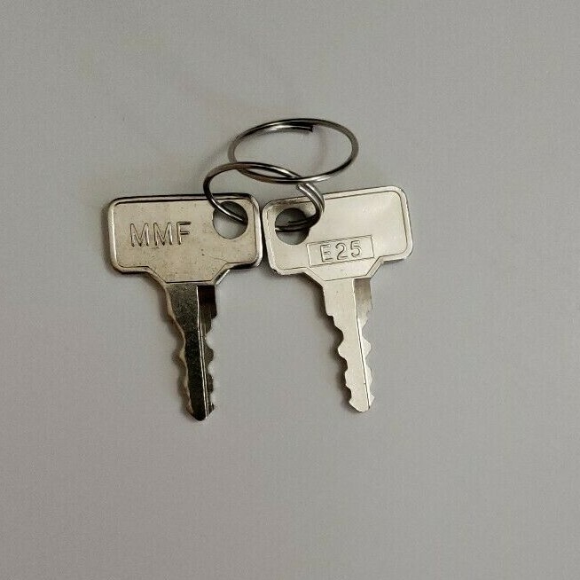 MMF Industries Advantage Replacement Key for LockIt Cover – Code E25 – Two Keys