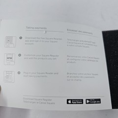 Square A-PKG-0206-01 Credit Debit Card Reader – White for Apple iPhone & Android