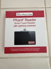 APPLE PKARD READER SMART CARD READER W/LIGHTNING CONNECTOR – BRAND NEW