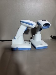 LOT OF 2 Motorola Symbol Wireless Scanner DS6878- w/ Cradle -no Cord Untested