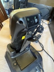 Honeywell Dolphin 6110 Bluetooth 28Key windows Mobile Barcode Scanner (Used)