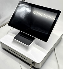 ELO Cash Register PayPoint Plus POS System i5-8500T / 15.6″ Windows 10 8Gb Ram