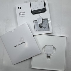 Square Reader for Magstripe Lightning Connector Apple iPhone iPad A-SKU-0635-01
