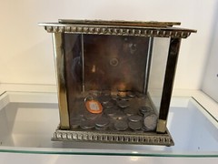 CASH BOX