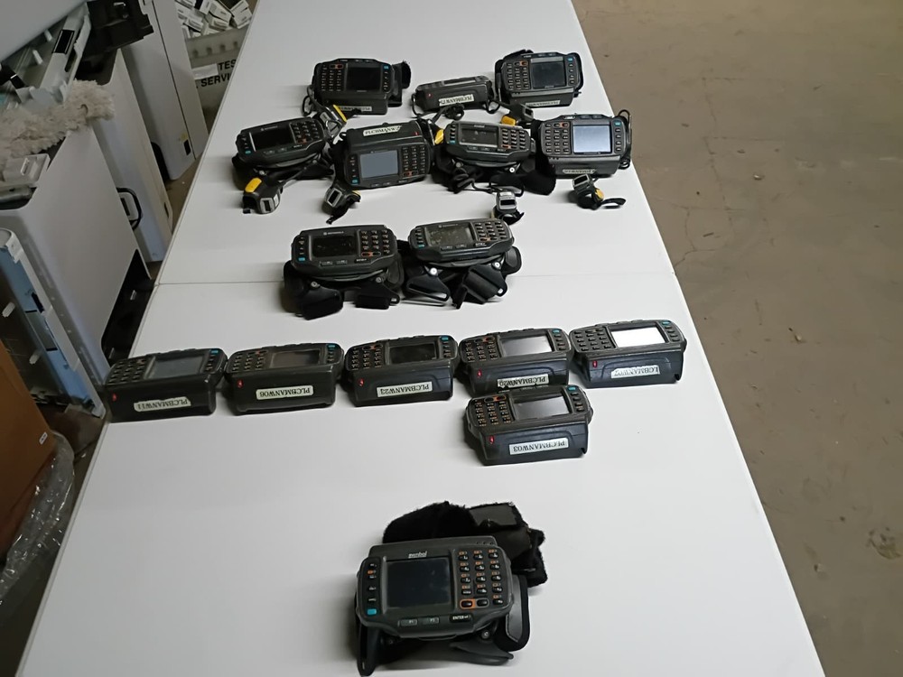 Symbol WT41N0 Computer + RS419 Wearable Scanner + WristMount + Charger (Lot 16)