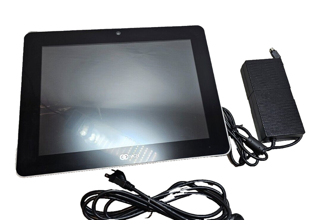New NCR XR7 Plus 15″ POS Touchscreen Terminal, i3-6100TE 8GB/120GB SSD, W10