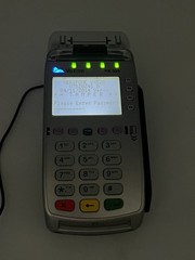 Verifone VX520 CREDIT / DEBIT Card POS Terminal With Power Cord AS IS NO BACK SE