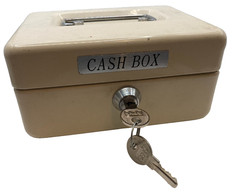 Vintage Metal Cash Box Lockable Cream 2 Keys Made in Taiwan