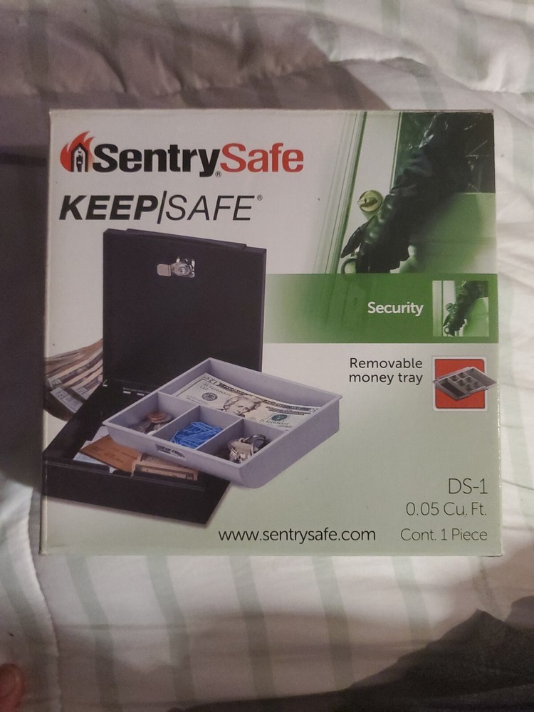 Sentrysafe KeepSafe DS-1 Portable Security Safe With Key Lock & Money Tray Black