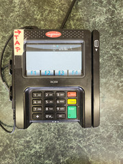 (x4) Ingenico iSC250 Smart Payment Terminal Credit Card Reader w/ Power Supply