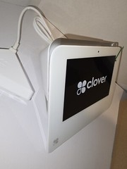 Clover Mini Wifi C300 – Card Reader / POS Point of Sale System w/ Power Supply