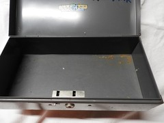 Vintage STEELMASTER – Bond Box – No 3 – NO KEYS – Fair Condition