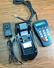 Credit Card Terminal Hypercom T4205 Black Portable Wired 24MB LCD 19-Key Buttons