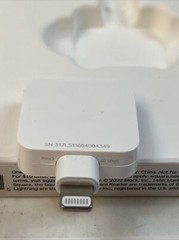 NEW Square – Magstripe Reader with Lightning Connector – Glossy White
