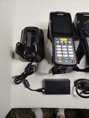 Lot of 4 Zebra MC3300U UHF RFID Handheld Mobile Computer Gun Scanner w/ 1 Cradle