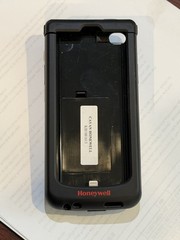 Honeywell Captuvo SL22-022211-K 2D Barcode Scanner Sled for iPod Touch 5G/6G w/