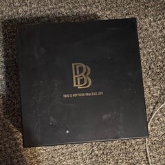 BB Gold money gun