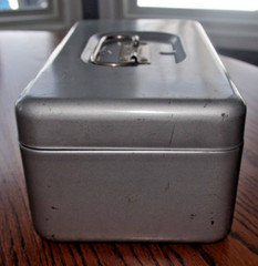 Vintage Lit-Ning Metal Cash Box w/ Coin/Cash Tray Handle Made in USA VGC