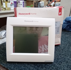 Honeywell Home Vision Pro 8000 Smart Thermostat WiFi 7 Day Programmable New