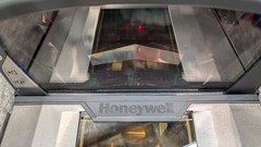 Honeywell Stratos 2400 Five-sided, In-counter Barcode Scanner MS2430-105KD