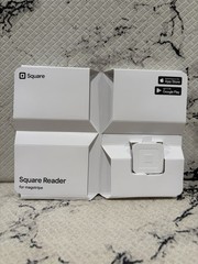Square Magstripe Reader with Lightning Connector Glossy White