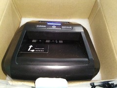 Counterfeit Bill Money Detector Machine with LCD Display, Portable Compact US…