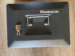 SentrySafe CB-10 Small Cash Box w/ Key Lock Coin Tray Black Security Lock Box