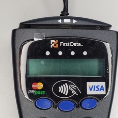 First Data FD-30 PIN Pad Credit Card Terminal with Cradle and USB Cable Black