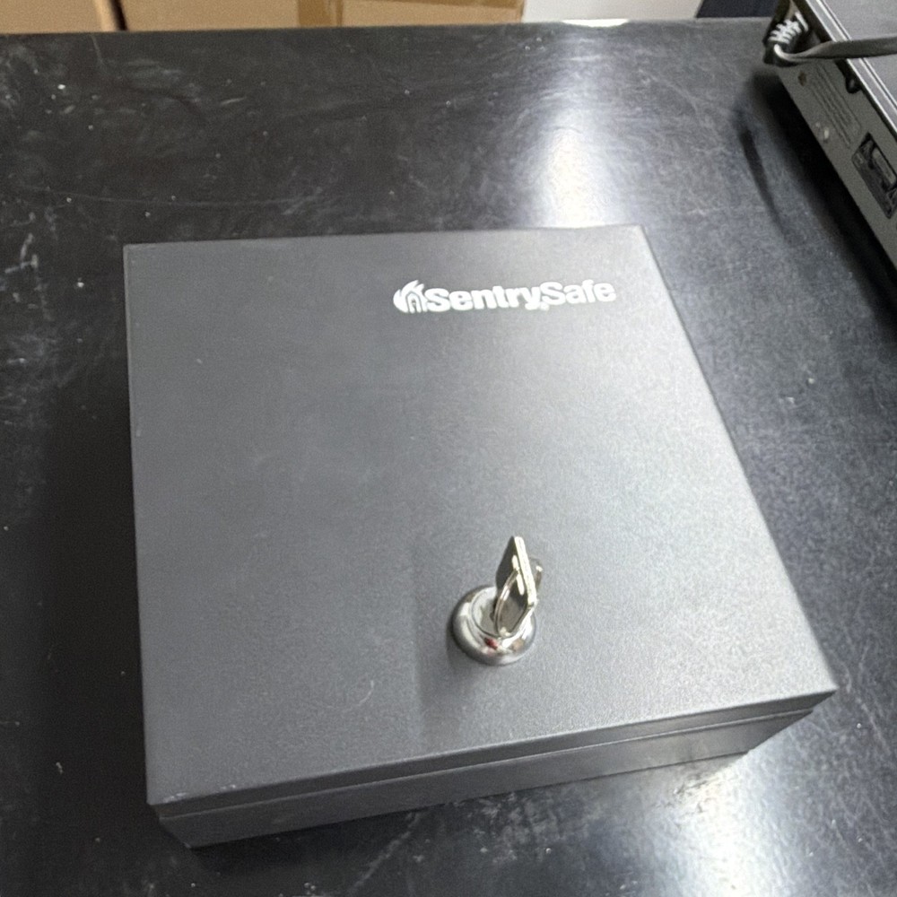SentrySafe CB-12 12in Steel Locking Cash Box w/ Key, Adjustable Tray – Black
