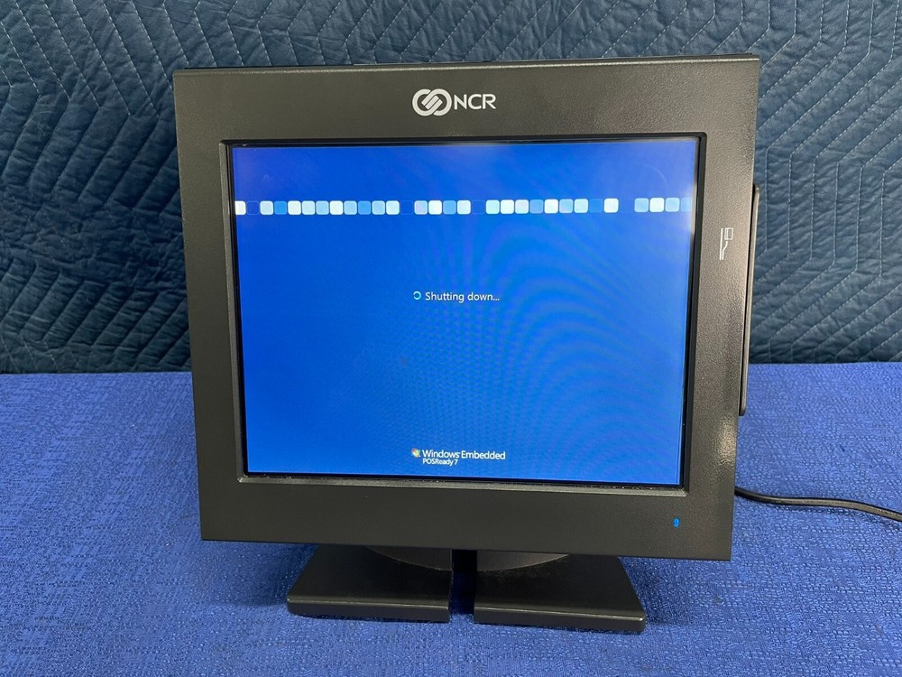NCR 7743 12″ POS System Intel Atom D2560 2.0 GHz 4GB RAM 128GB w/ Stand+Adapter
