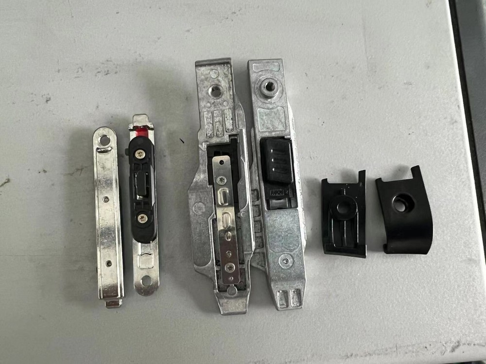 Battery Release Buttons Spare Parts for MC9300, MC930B-G
