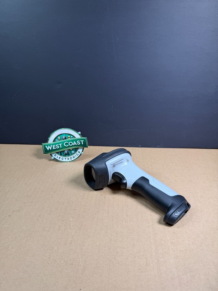 Inateck 1D Wireless Bluetooth Barcode Scanner Reader USB Handheld BCST-70 USED