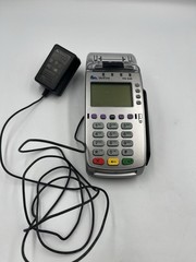 Verifone VX520 CREDIT / DEBIT Card POS Terminal With Power Cord AS IS NO BACK SE