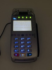 Verifone VX520 CREDIT / DEBIT Card POS Terminal With Power Cord AS IS NO BACK SE