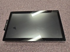 ELO E611675 Android OS with Card reader, ESY2211B With AC adapter