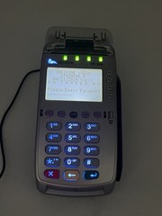 Verifone VX520 CREDIT / DEBIT Card POS Terminal With Power Cord AS IS NO BACK SE