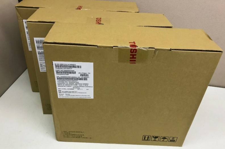 Toshiba 6149-B1T 15.6″ Touch Monitor, New w/Cables *No Stand **Free Shipping