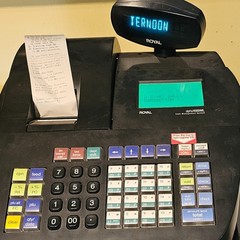 Royal Alpha 1000ML Cash Register Cash Management with a Drawer Key