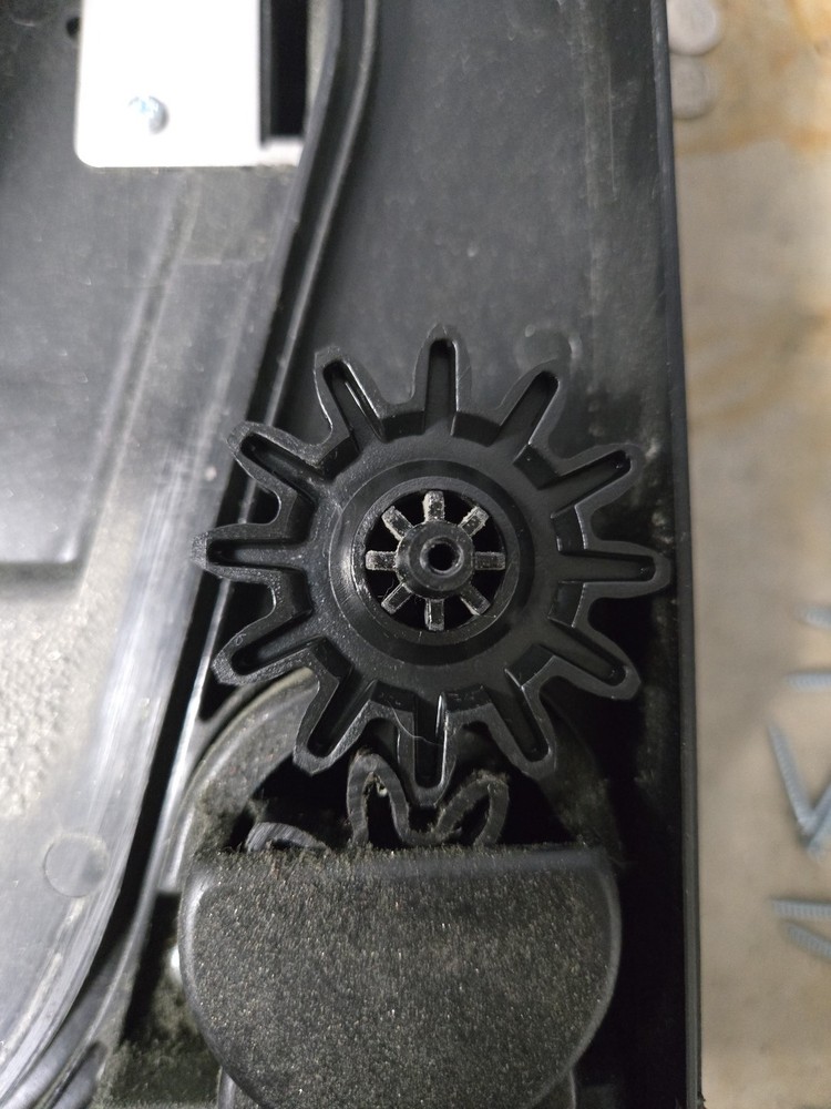 Money Control Universal Coin Hopper MK4 Gear 12 Tooth