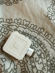 Square A-PKG-0206-01 Credit Debit Card Reader – White for Apple iPhone and…