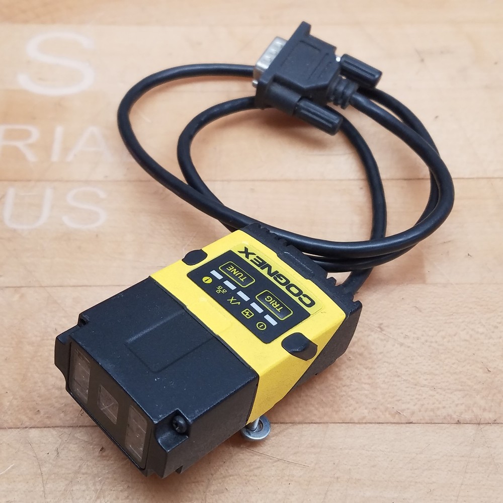 Cognex DM152S Bar Code Reader, Acquisition 2 fps, Decode Rate 2/Second – USED