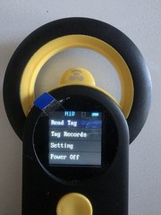 NETUM DJ-130 Bluetooth Handheld RFID Tag Reader Scanner w/ Battery