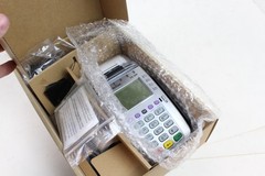 VeriFone VX 520 CTLS card terminal POS keypad
