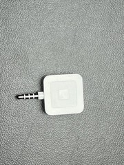 Square Reader Mobile Credit Card Reader for iPhone Android White