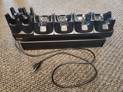 Zebra CRD-TC8X-5SC4BC-01 4 slot charger, w/ power supply, with rack/wall bracket